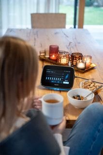 BEMER Anwendung mit Tablet